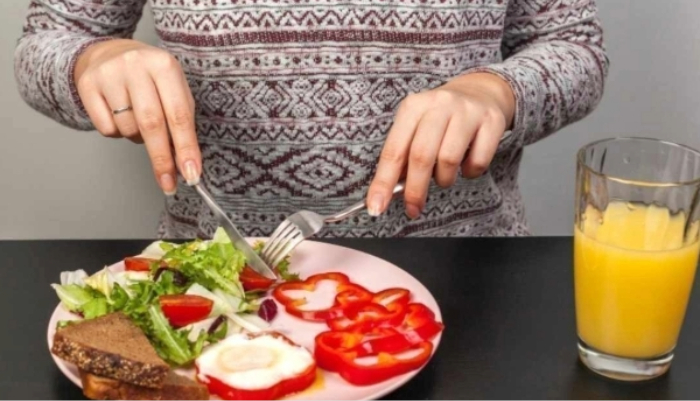 Winter Weight Gain in January: Why It Happens & How to Reverse It Safely